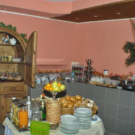 Otel Zum Alten Brauhaus 3*