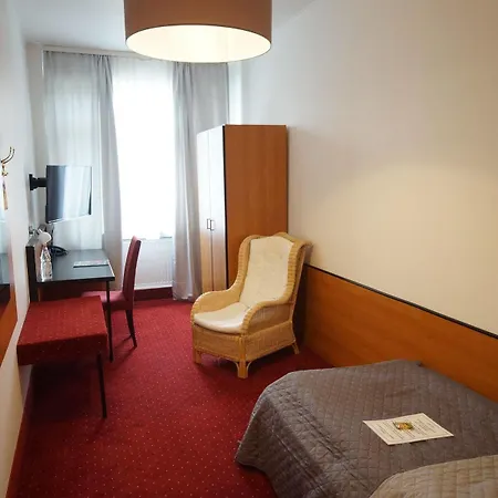 Zum Alten Brauhaus Otel Kerpen (North Rhine-Westphalia)