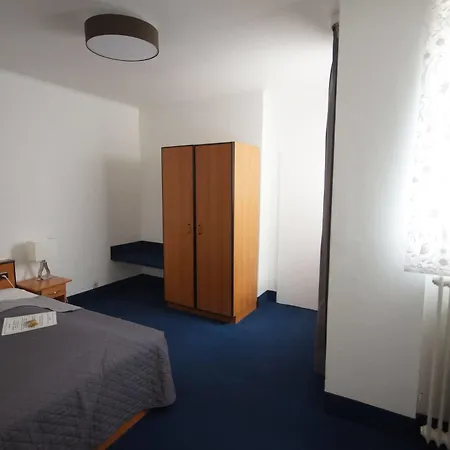 Otel Zum Alten Brauhaus